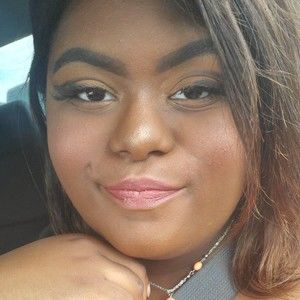 Meet your Posher, Posh